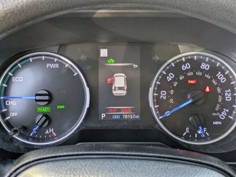 Used 2022 Toyota RAV4 XLE image 21