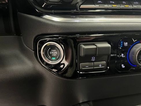 New 2026 Chevrolet Silverado 1500 LTZ w/ LTZ Premium Package AWD/4WD image 10