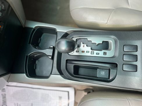 Used 2005 Toyota 4Runner Sport image 14