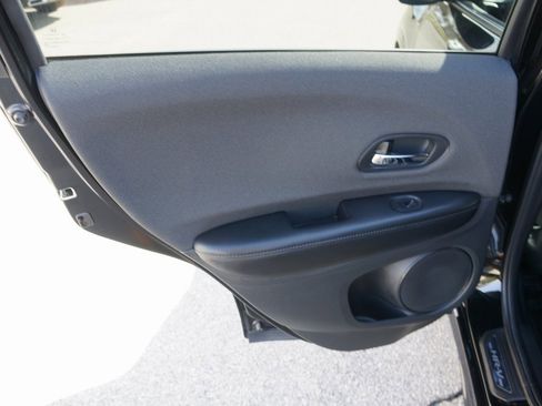 Used 2022 Honda HR-V Sport image 10