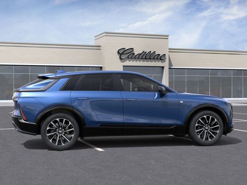 New 2026 Cadillac Lyriq Premium Sport image 5