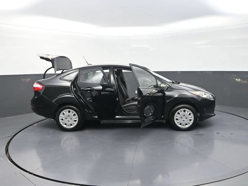 Used 2019 Ford Fiesta S FWD image 37