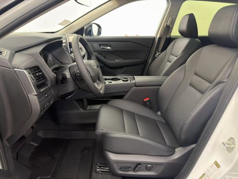 New 2026 Nissan Rogue SV image 14