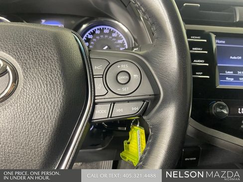 Used 2019 Toyota Camry SE FWD image 44