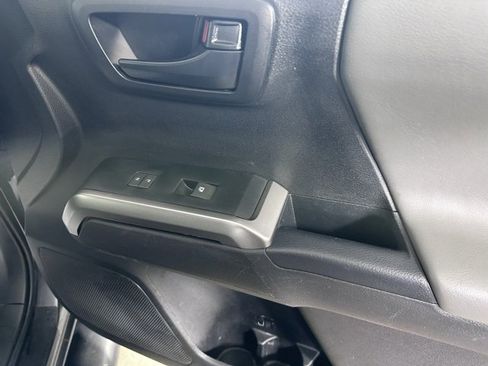 Used 2023 Toyota Tacoma SR5 image 10