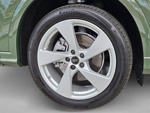 Certified 2025 Audi Q5 Premium Plus w/ Premium Plus AWD/4WD image 27