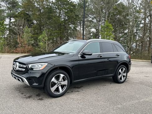 Certified 2022 Mercedes-Benz GLC 300 4MATIC w/ Premium Package Lite image 5