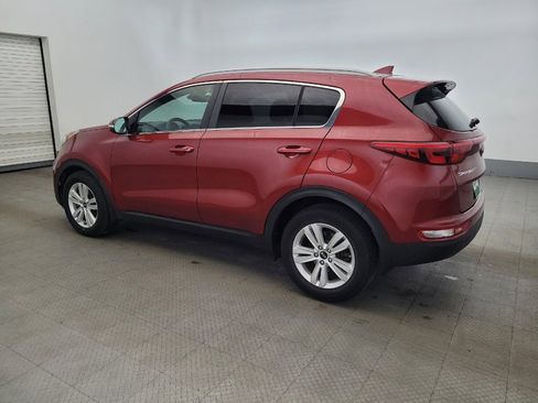 Used 2018 Kia Sportage LX w/ LX Technology Package image 3