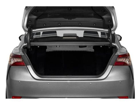 Used 2021 Toyota Camry XSE w/ Navigation Package image 11