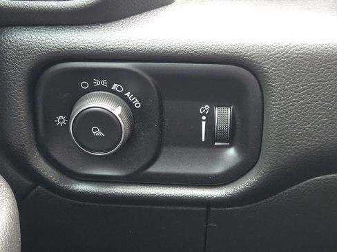 Used 2024 RAM 2500 Tradesman AWD/4WD image 26