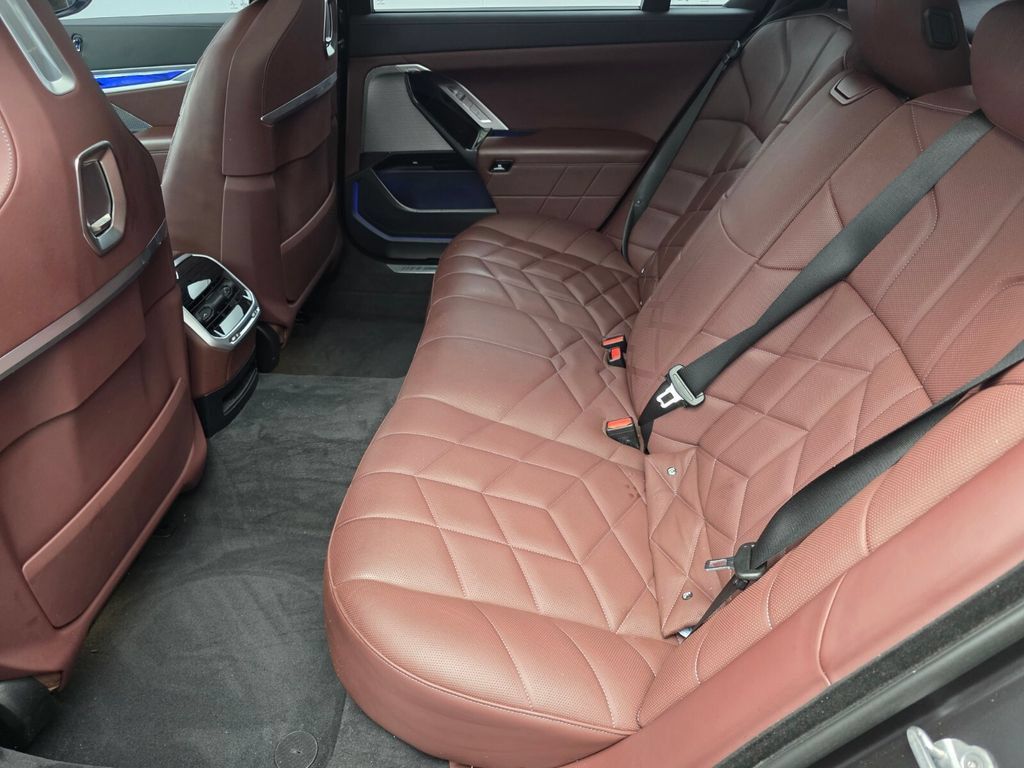 Certified 2023 BMW 740i w/ Executive Package RWD image 14