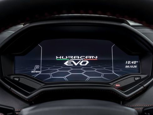 Used 2022 Lamborghini Huracan EVO RWD image 14