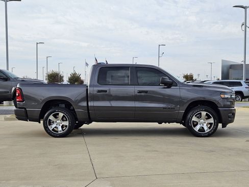 New 2026 RAM 1500 Express RWD image 7