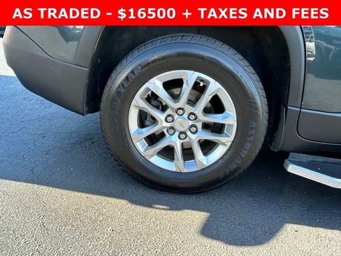 Used 2020 Chevrolet Traverse LT image 7