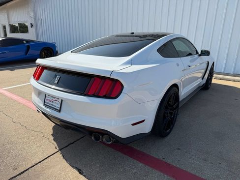 Used 2018 Ford Mustang Shelby GT350 w/ Convenience Package RWD image 7