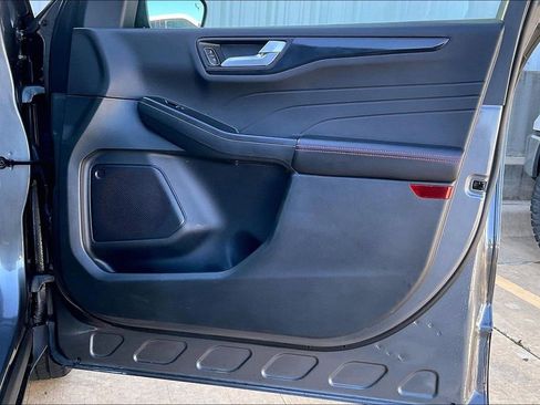 Used 2025 Ford Escape ST-Line image 23