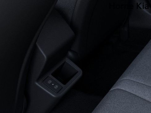 New 2025 Kia K4 LXS image 26