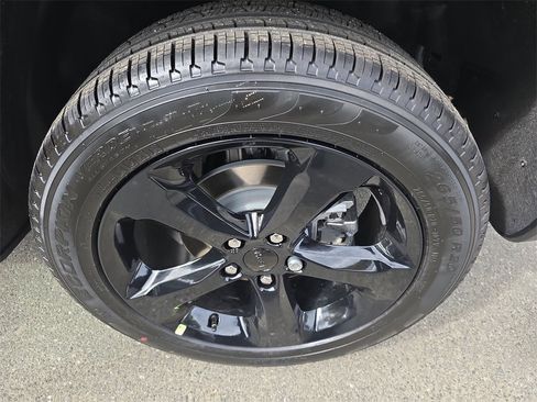 New 2025 Jeep Grand Cherokee Limited w/ Black Appearance Package image 34