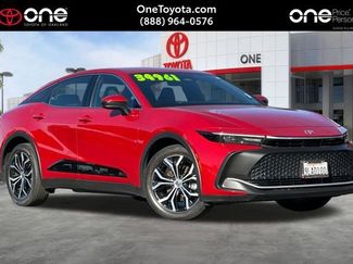 Used 2024 Toyota Crown XLE video 1