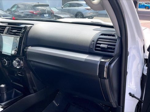 Used 2024 Toyota 4Runner TRD Off-Road Premium w/ Moonroof Package AWD/4WD image 13