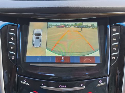 Used 2020 Cadillac Escalade Luxury RWD image 24