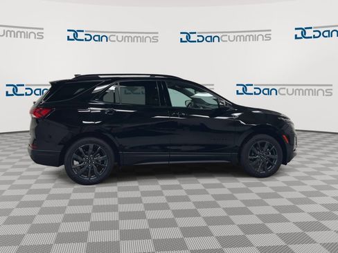 Used 2023 Chevrolet Equinox RS w/ RS Leather Package AWD/4WD image 9