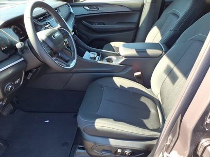 New 2026 Jeep Grand Cherokee Laredo