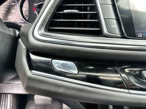Certified 2022 Buick Enclave Avenir w/ Avenir Technology Package FWD image 17