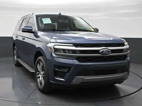 Used 2023 Ford Expedition XLT RWD image 7