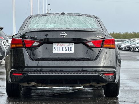 Certified 2023 Nissan Altima 2.5 SV image 5