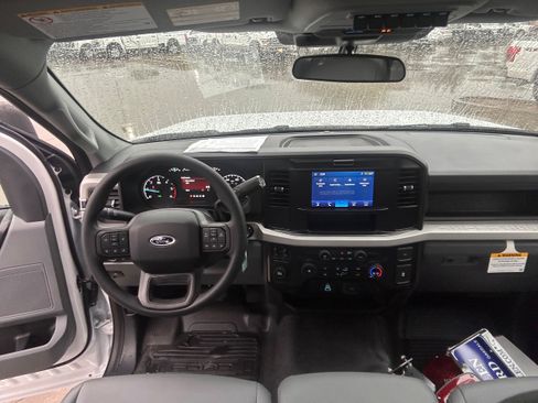 New 2026 Ford F350 XL w/ XL Chrome Package RWD image 10
