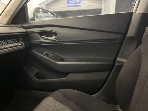 Used 2024 Honda Accord EX image 14