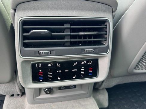 Used 2022 Audi Q7 3.0T Premium Plus image 13