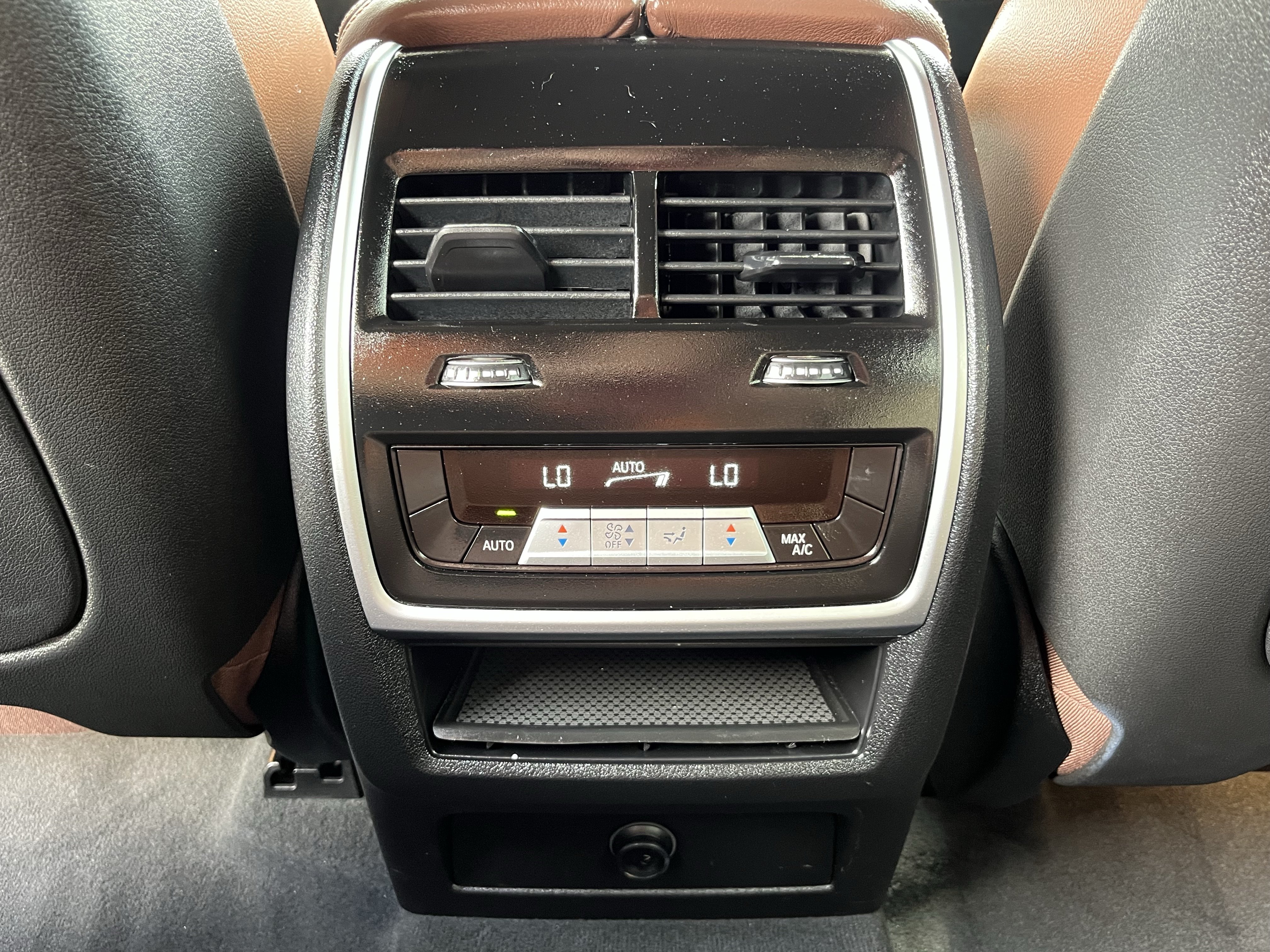 Used 2020 BMW X5 sDrive40i w/ Premium Package RWD image 30