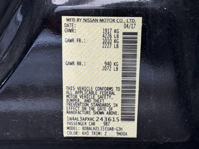 Used 2017 Nissan Altima 2.5 SR w/ Midnight Edition Package FWD image 30