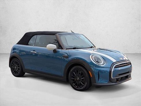 Used 2023 MINI Cooper Cooper image 3