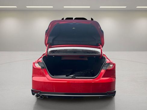 Used 2025 Toyota Camry SE image 24