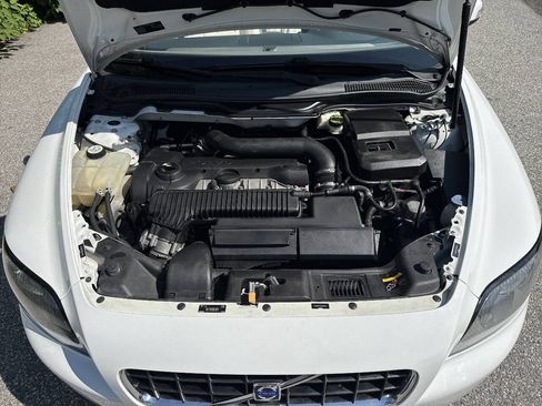 Used 2009 Volvo C70 T5 FWD image 28
