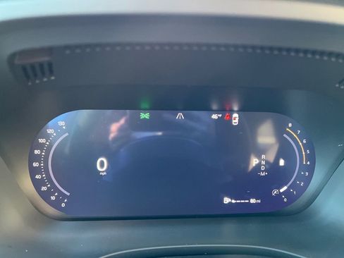 New 2026 Volvo XC60 B5 Plus w/ Protection Package Premier AWD/4WD image 15
