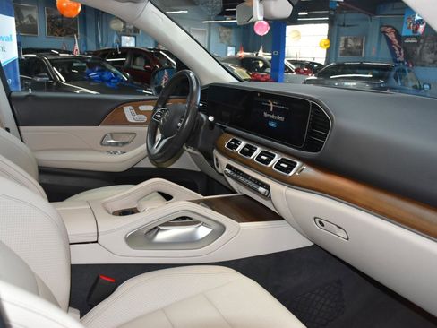 Used 2020 Mercedes-Benz GLE 350 4MATIC w/ 3rd Row Seat Package image 33