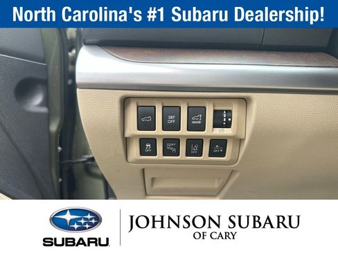 Used 2016 Subaru Outback 3.6R Limited AWD/4WD image 17