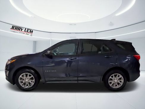 Used 2018 Chevrolet Equinox LS FWD image 6