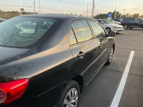 Used 2013 Toyota Corolla LE image 4