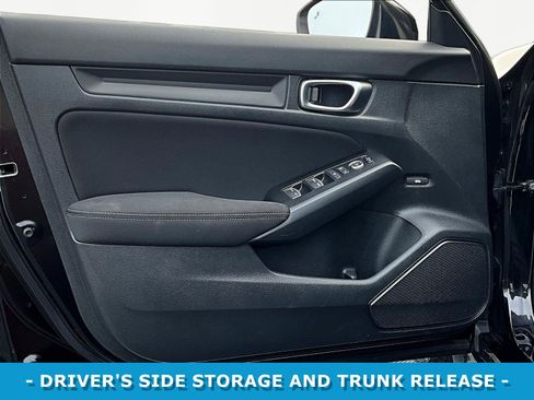 Used 2025 Honda Civic Sport image 19