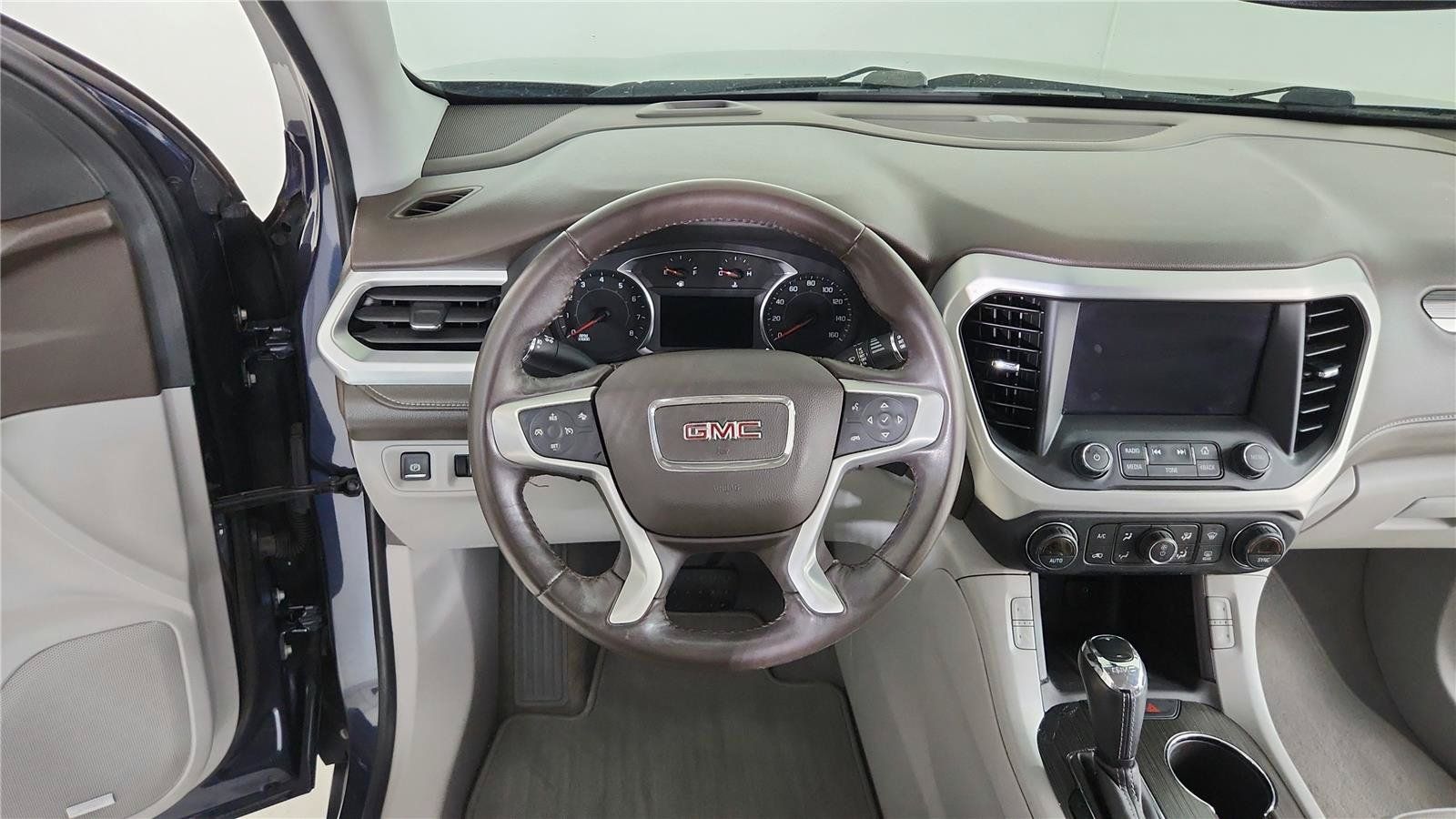 Used 2019 GMC Acadia SLT AWD/4WD image 21