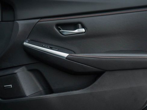 New 2025 Nissan Sentra SR w/ SR Premium Package image 8