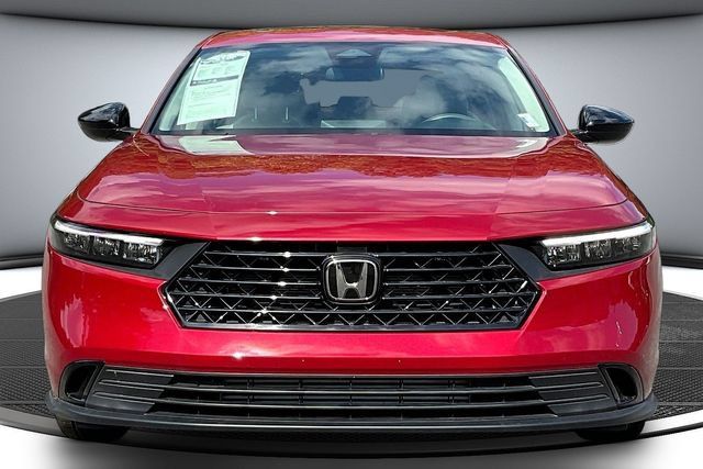 Certified 2025 Honda Accord SE image 2