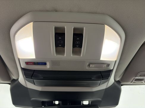 Used 2025 Subaru Ascent Bronze Edition w/ Popular Package #2 image 32