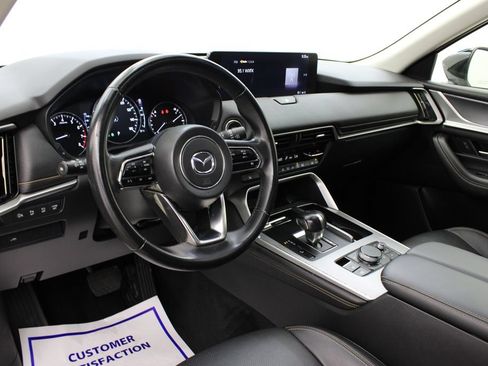 Used 2025 MAZDA CX-70 3.3 Turbo w/ Preferred Package AWD/4WD image 16