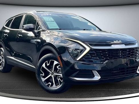 Used 2023 Kia Sportage EX AWD/4WD image 3